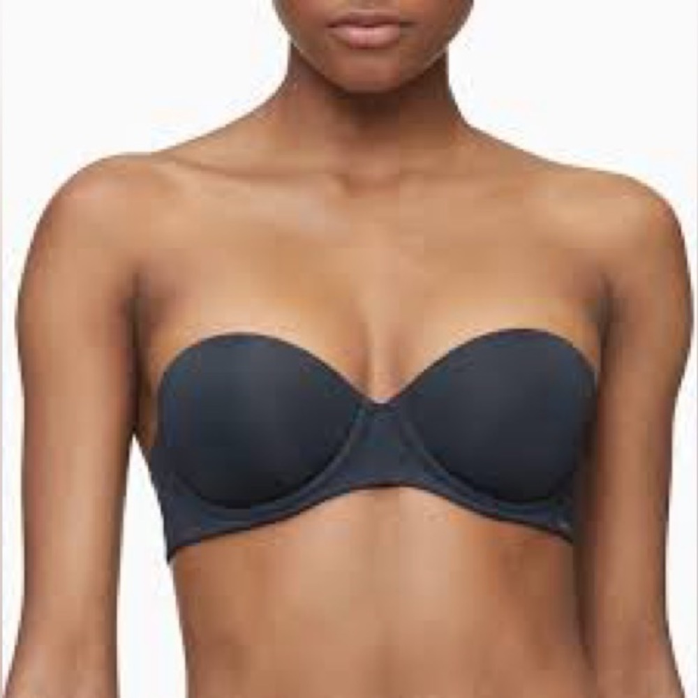 CALVIN KLEIN strapless push up padded cup 35c - lot of 2 - nude and black